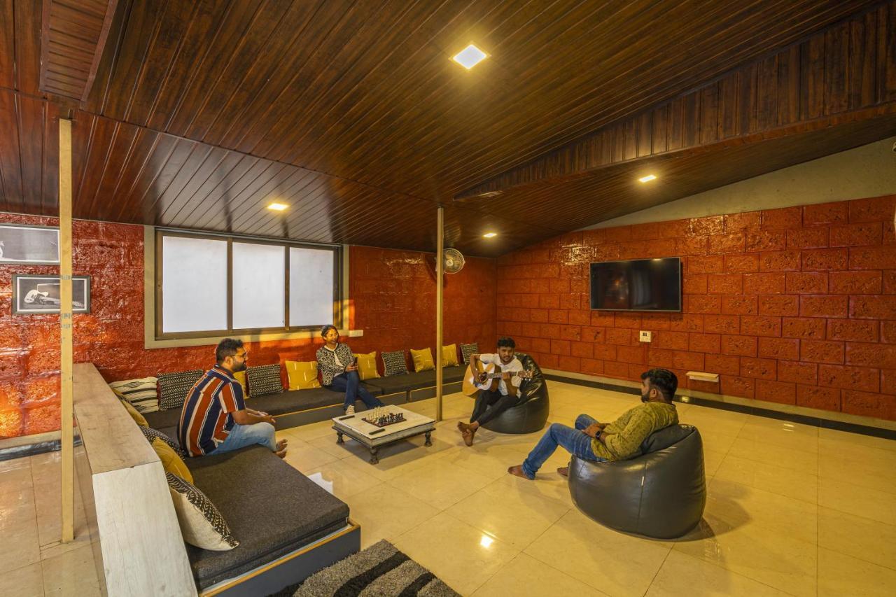 Zostel Kolad Hostel Ngoại thất bức ảnh