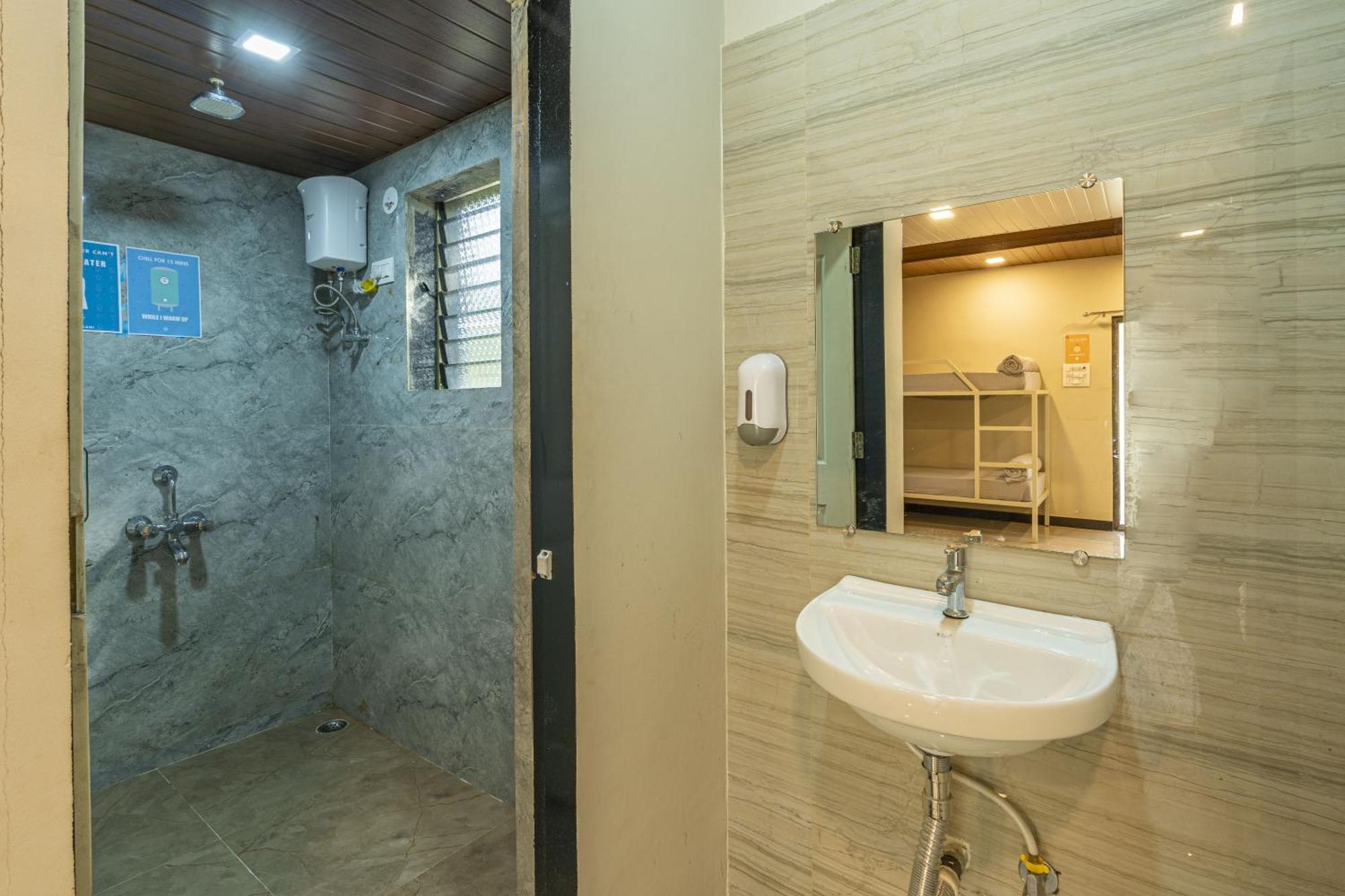 Zostel Kolad Hostel Phòng bức ảnh