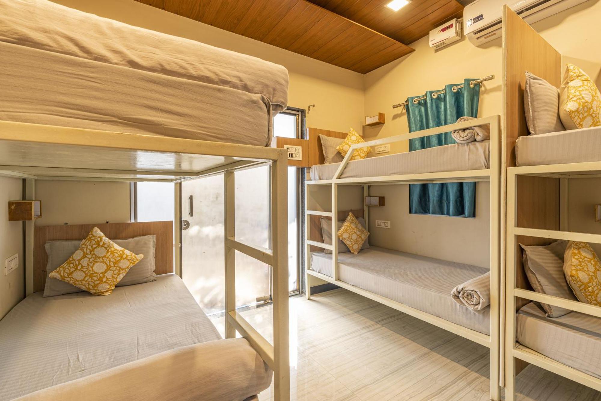 Zostel Kolad Hostel Phòng bức ảnh